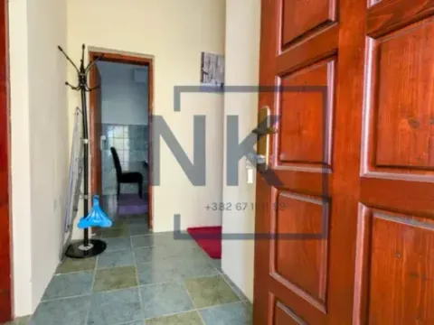 Izdavanje, jednosoban stan, 60m², Blok 9, Podgorica - image 13