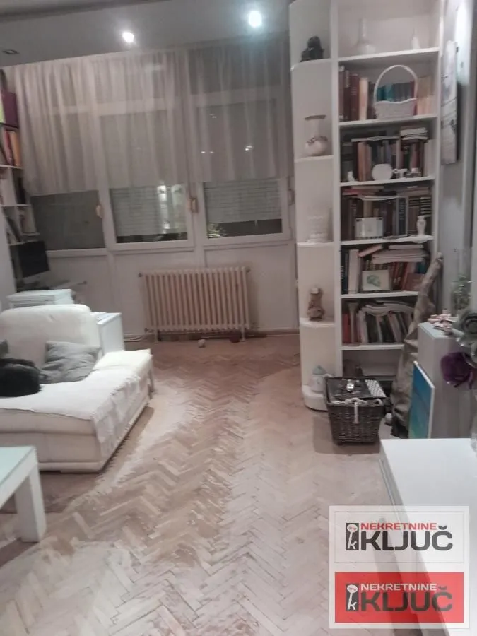 Prodaja, dvosoban stan, 60m², Spens, Novi Sad Sve Podlokacije