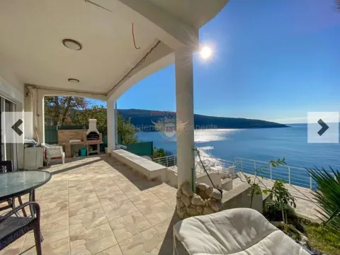 Prodaja, kuća, 233m², Bar, Crna Gora