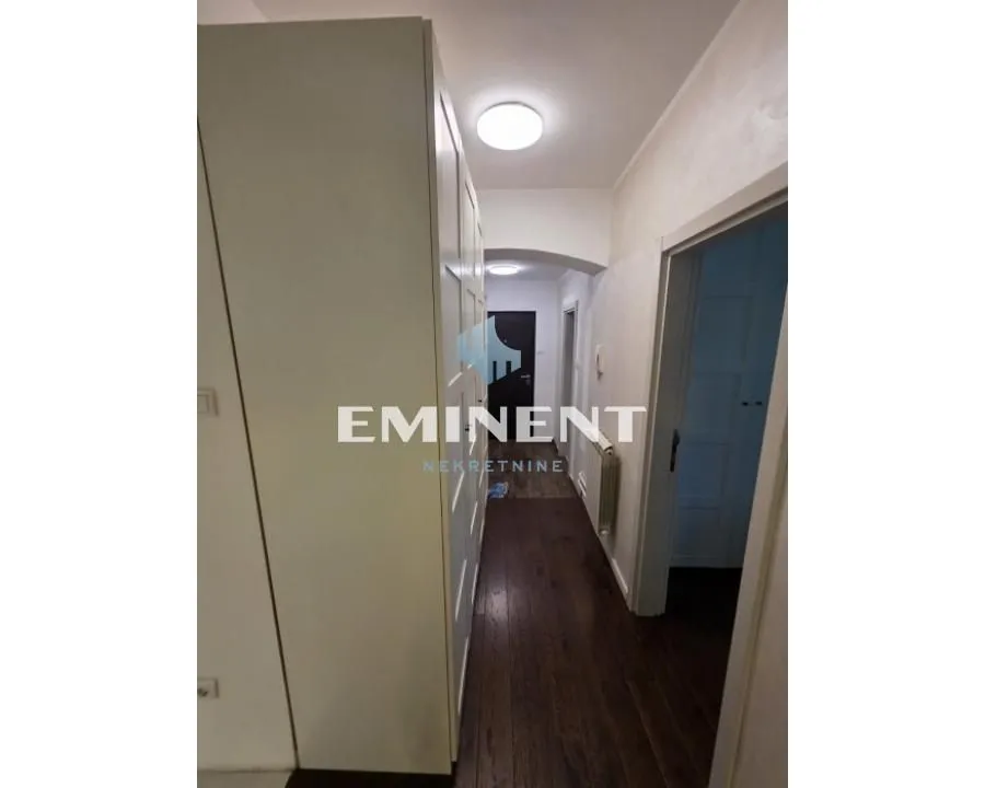 Rent, apartment, 40m², Neimar, Vračar Sve Podlokacije