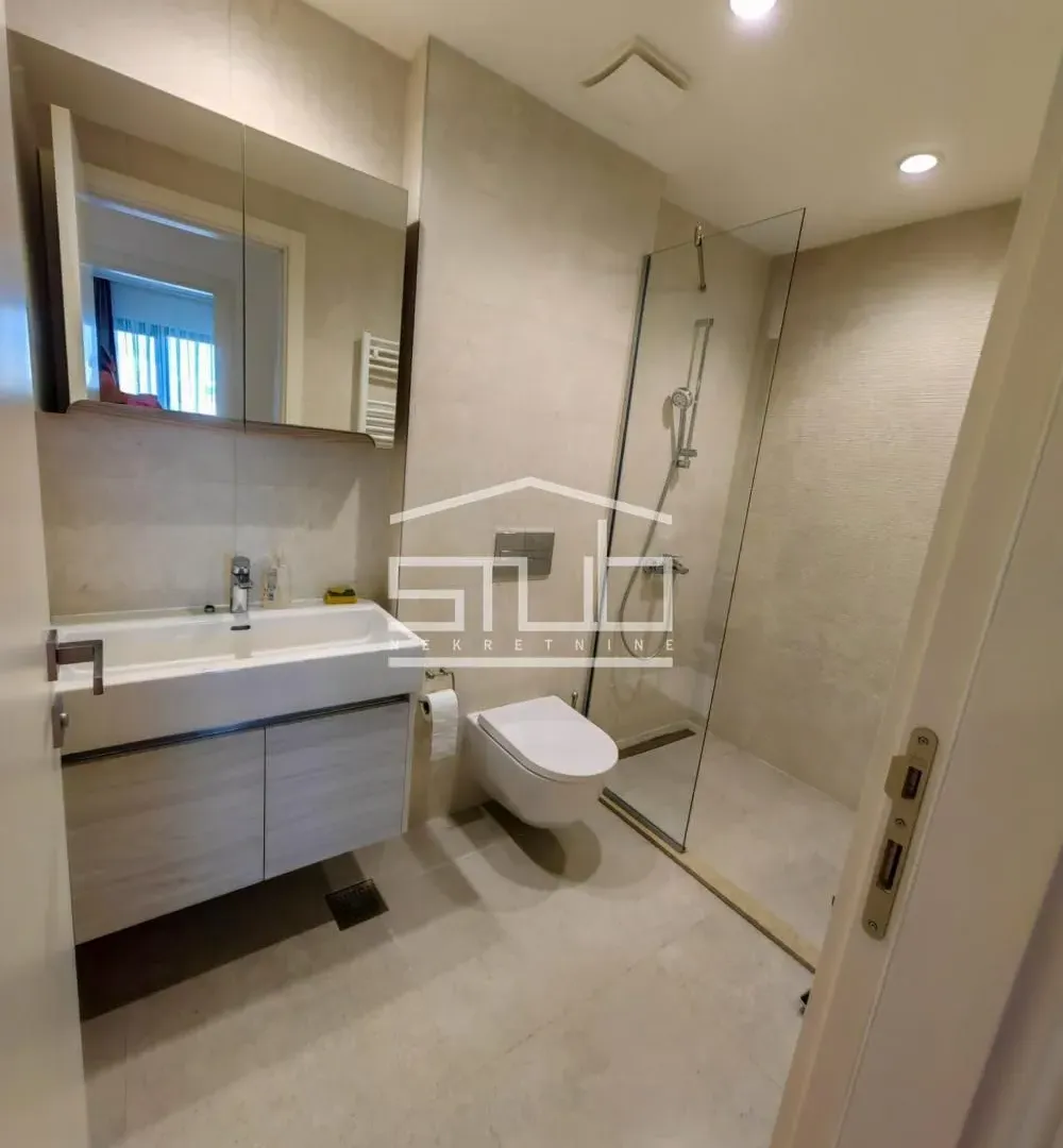 Rent, two bedroom apartment, 54m², Savski Venac, Beograd