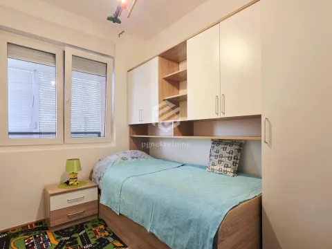 Izdavanje, dvosoban stan, 60m², Blok 9, Podgorica - image 7