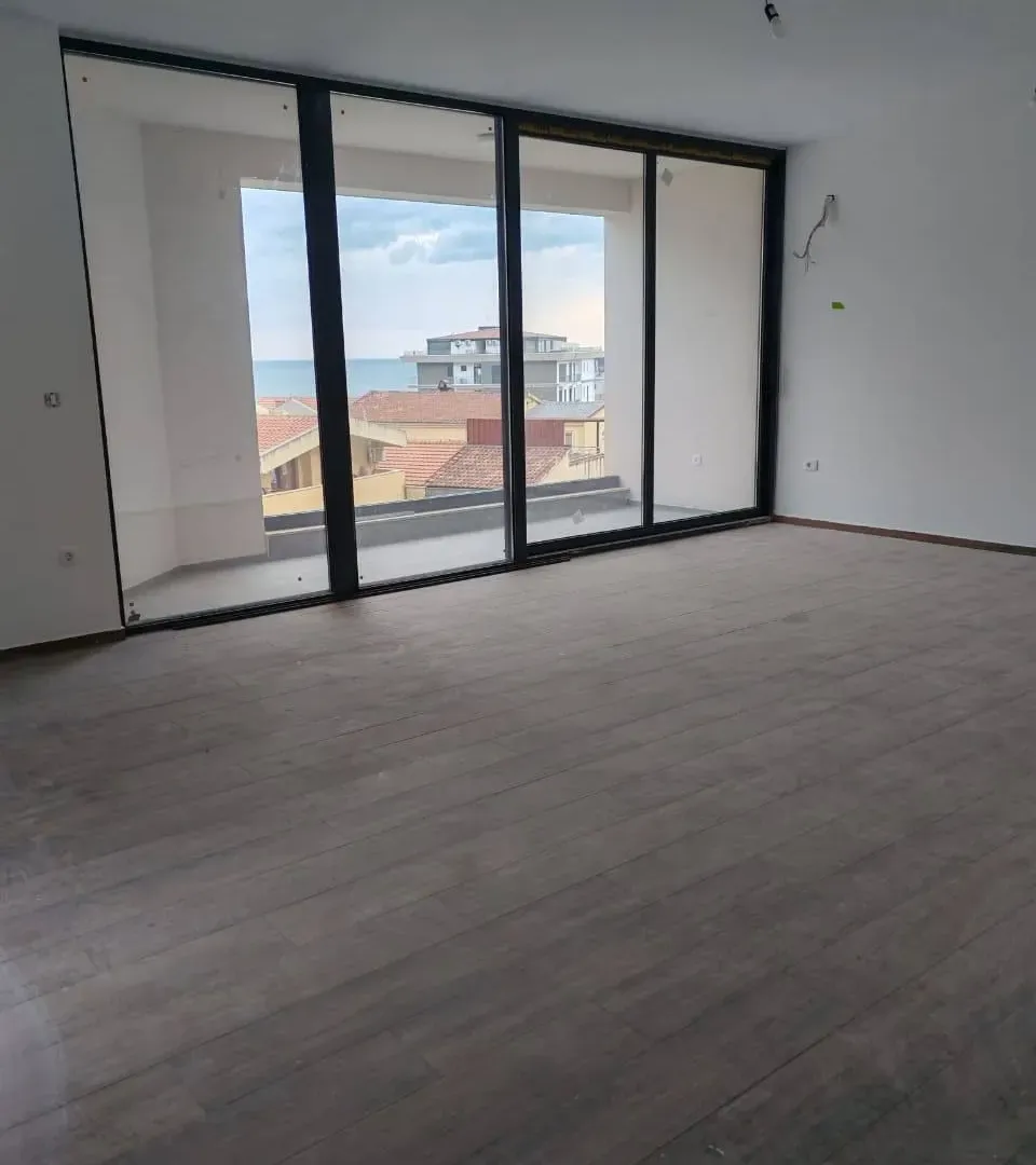 Prodaja, dvosoban stan, 104m², Bečići, Budva