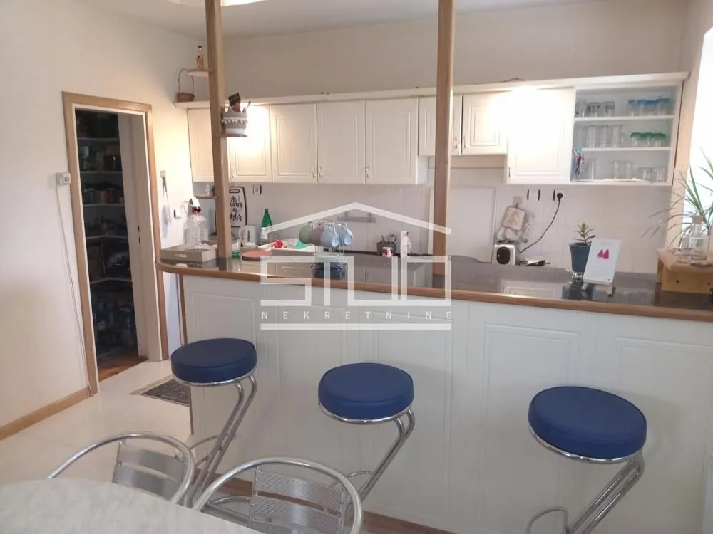 Sale, house, 324m², Centar Sve Podlokacije, Beograd