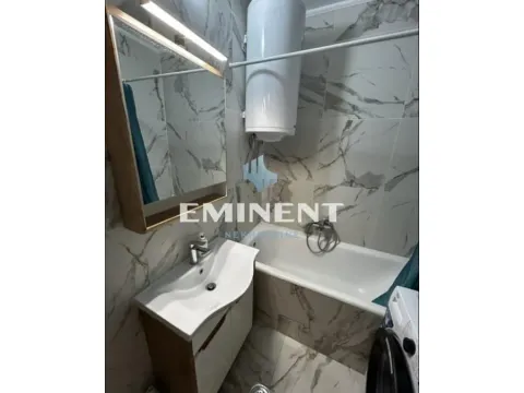 Izdavanje, dvosoban stan, 45m², Vračar Sve Podlokacije, Beograd - image 10