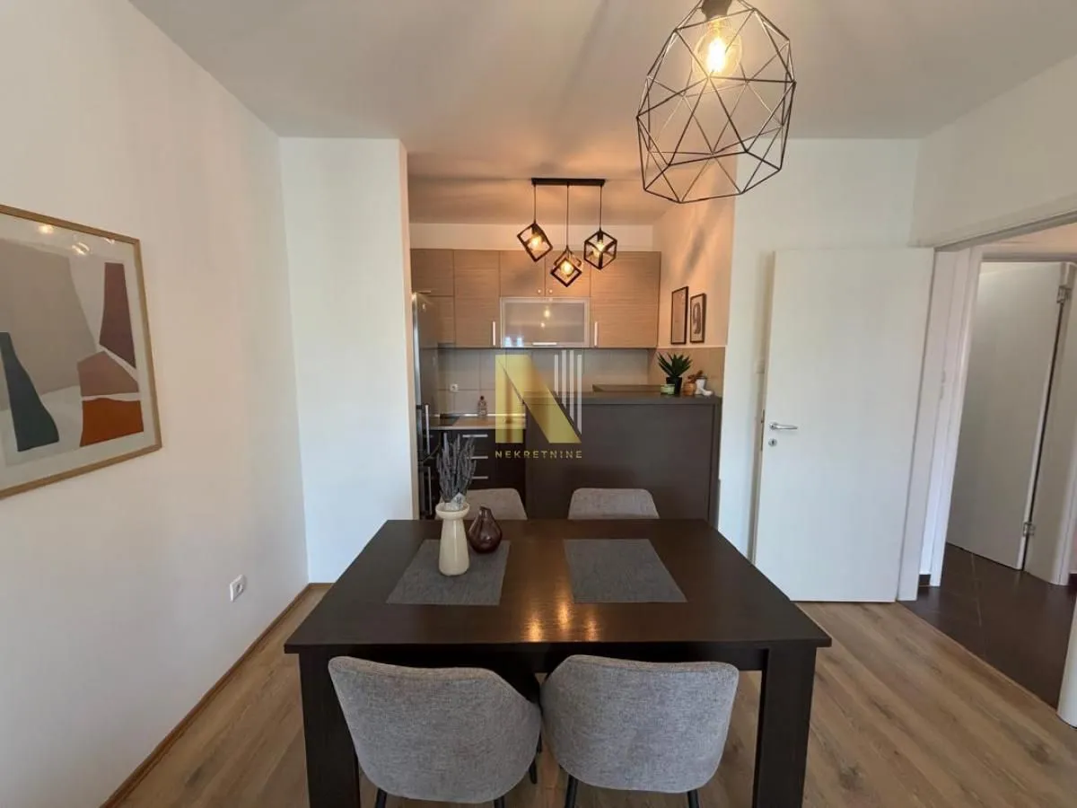 Rent, two bedroom apartment, 61m², Bulevar Oslobodjenja, Novi Sad Sve Podlokacije