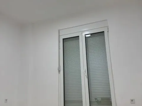 Rent, house, 500m², Stari Aerodrom, Podgorica - image 10