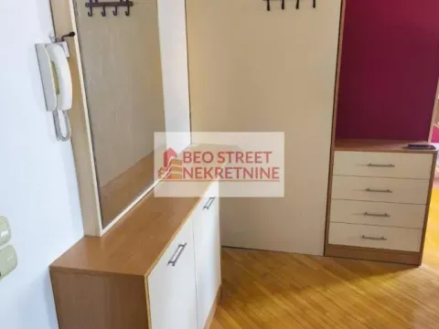 Rent, two bedroom apartment, 48m², Đeram Pijaca, Beograd - image 3