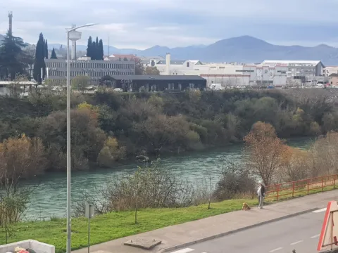 Prodaja, trosoban stan, 91m², 1 maj, Podgorica - image 2