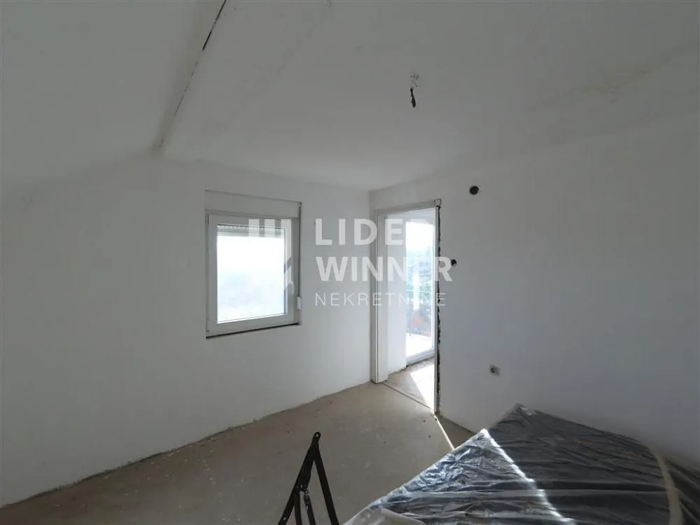 Prodaja, kuća, 225m², Arnajevo, Barajevo