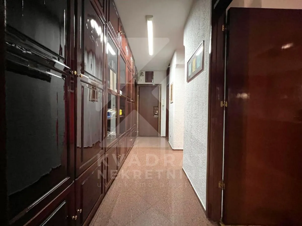 Prodaja, dvosoban stan, 52m², Preko Morače, Podgorica