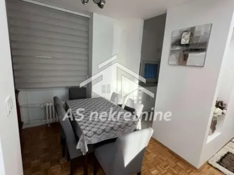 Izdavanje, trosoban stan, 70m², Novi Beograd Blok 23, Novi Beograd Sve Podlokacije - image 3
