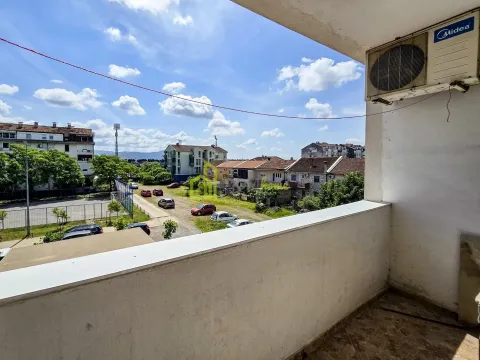 Prodaja, dvosoban stan, 71m², Stari Aerodrom, Podgorica - image 8