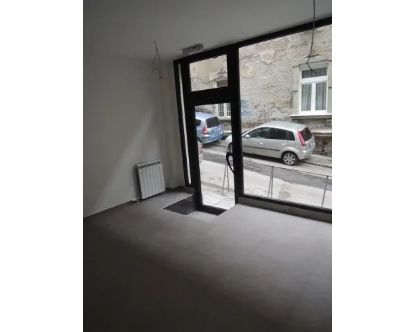 Izdavanje, poslovni prostor, 23m², Stari Grad, Beograd