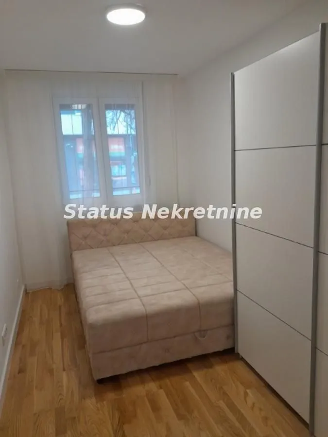 Izdavanje, dvosoban stan, 43m², Podbara, Novi Sad Sve Podlokacije