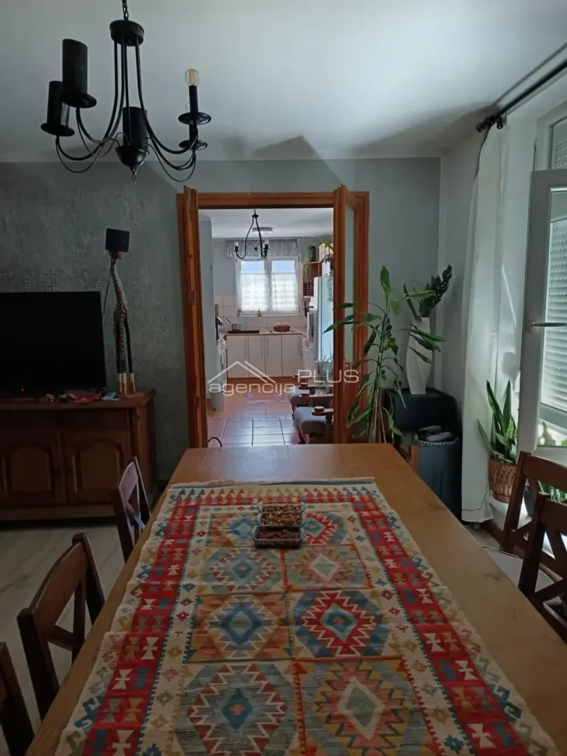 Prodaja, kuća, 131m², Lisović, Barajevo