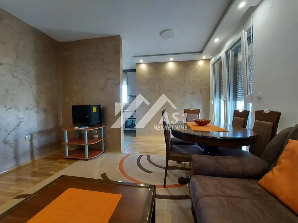 Rent, two bedroom apartment, 45m², Salajka, Novi Sad Sve Podlokacije