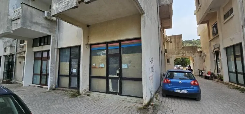 Sale, office space, 83m², Sutomore, Bar