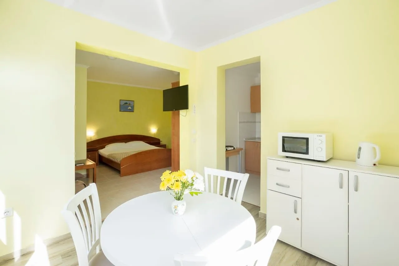 Prodaja, jednosoban stan, 33m², Petrovac, Budva