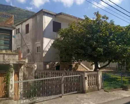 Prodaja, kuća, 200m², Sutomore, Bar