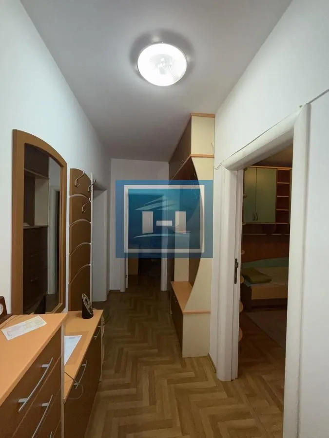 Izdavanje, trosoban stan, 72m², Pivara, Jagodina