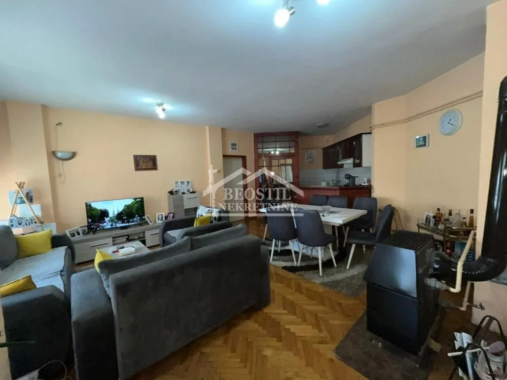 Prodaja, stan, 134m², Centar, Smederevo