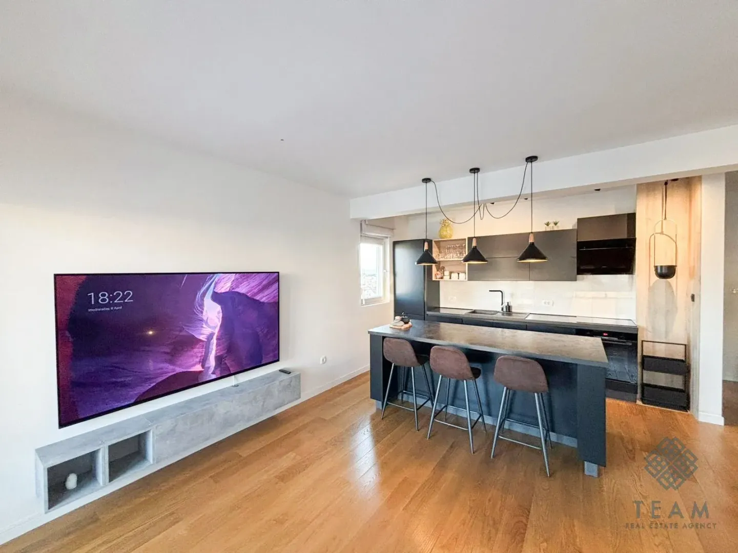 Prodaja, dvosoban stan, 70m², Central Point, Podgorica