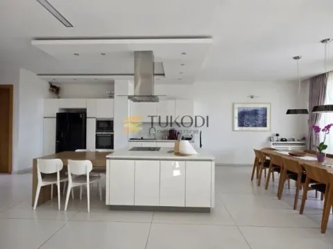 Prodaja, stan, 352m², Centar, Novi Sad - image 13
