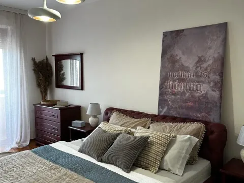 Izdavanje, jednosoban stan, 63m², Centar, Podgorica - image 9