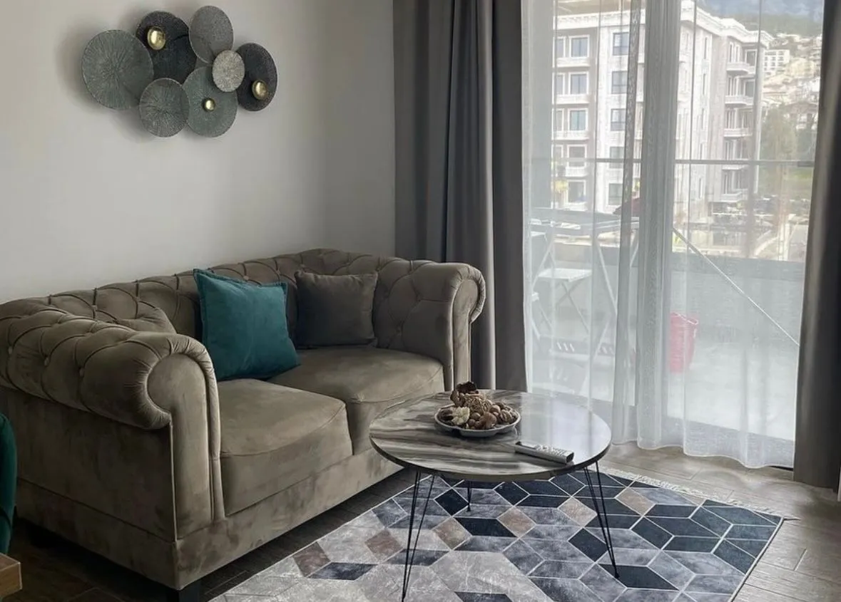 Izdavanje, jednosoban stan, 40m², Šušanj, Bar