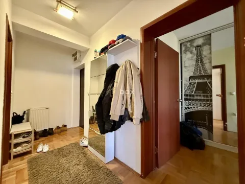 Prodaja, jednosoban stan, 50m², Centar, Niš - image 7