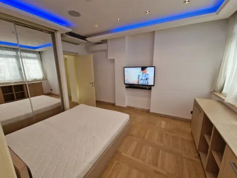 Izdavanje, četvorosoban stan, 148m², Savski Venac, Beograd - image 6