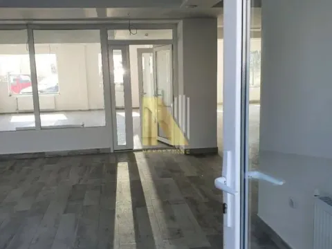 Sale, office space, 304m², Nova Pazova, Stara Pazova - image 8