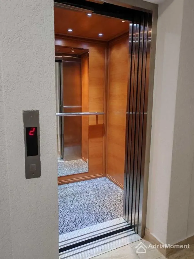 Sale, one bedroom apartment, 49m², Petrovac, Budva
