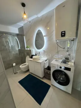 Rent, two bedroom apartment, 62m², Tivat, Crna Gora - image 9