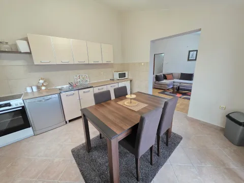 Rent, one bedroom apartment, 75m², Zabjelo, Podgorica - image 7