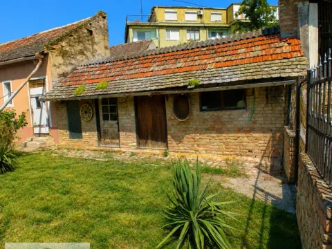 Prodaja, kuća, 150m², Perlez, Zrenjanin - image 9