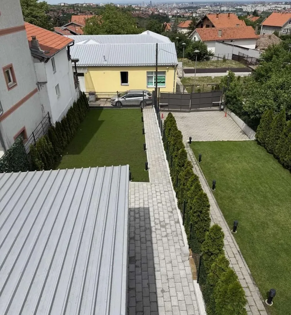 Izdavanje, kuća, 142m², Veliki Mokri Lug, Zvezdara Sve Podlokacije