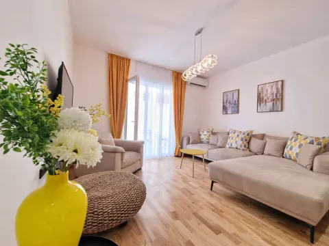 Sale, one bedroom apartment, 42m², Bečići, Budva - image 14