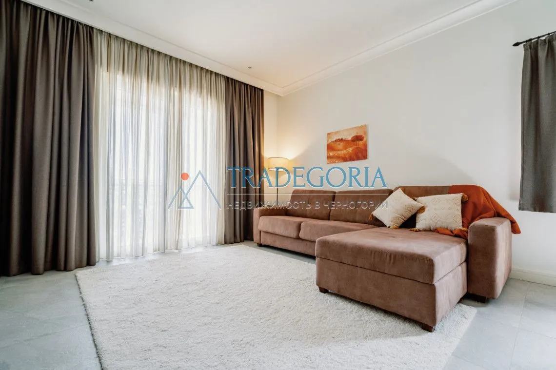 Prodaja, dvosoban stan, 85m², Radovići, Tivat