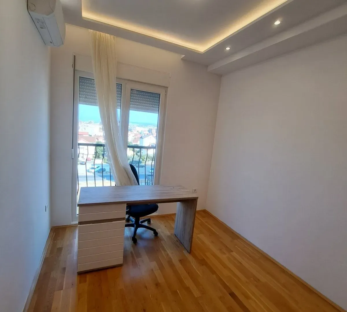 Rent, one bedroom apartment, 60m², Stari Aerodrom, Podgorica