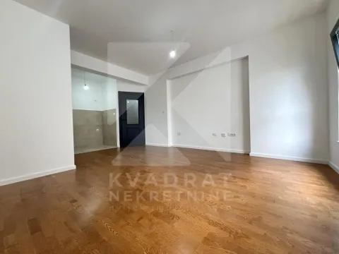 Rent, one bedroom apartment, 45m², Zagorič, Podgorica - image 5