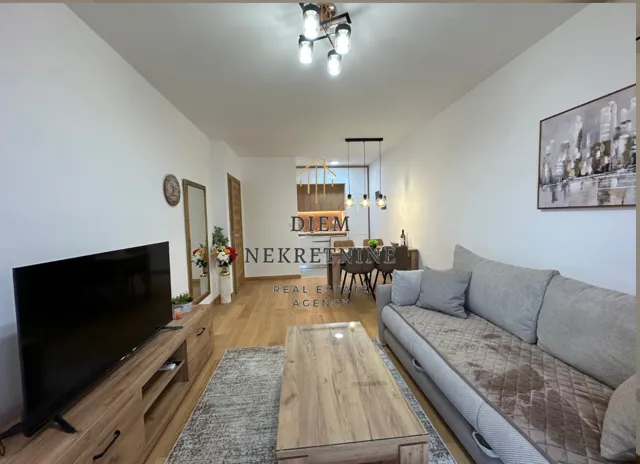 Izdavanje, jednosoban stan, 46m², City Kvart, Podgorica