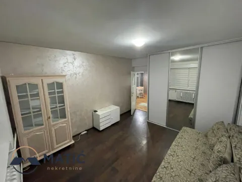 Izdavanje, dvosoban stan, 54m², Sajmište, Novi Sad - image 3