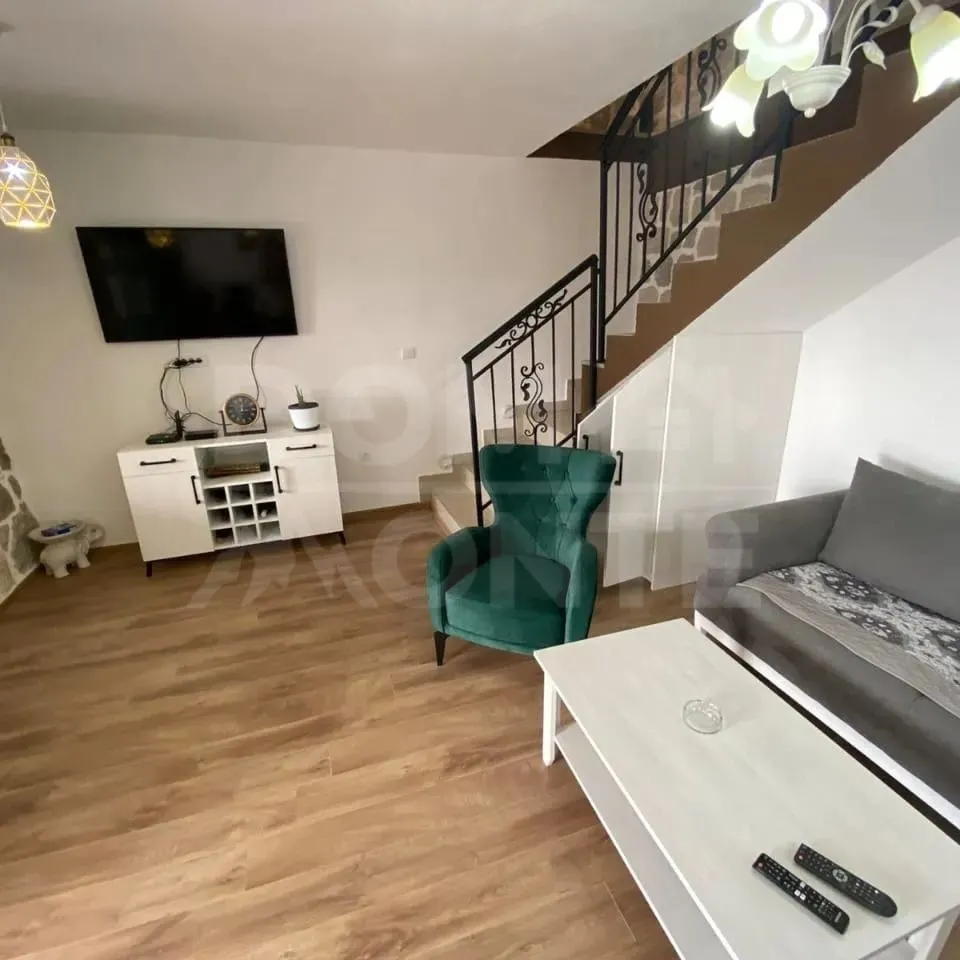 Rent, house, 80m², Tivat, Crna Gora