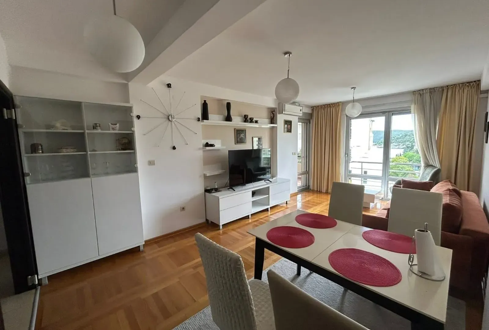 Sale, two bedroom apartment, 87m², Bečići, Budva