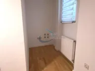 Izdavanje, trosoban stan, 62m², Stari Grad, Beograd - image 18