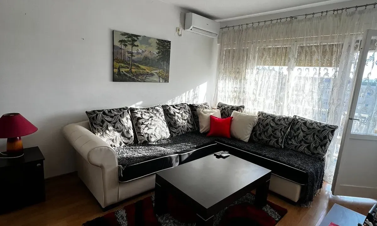 Rent, two bedroom apartment, 70m², Centar, Tivat