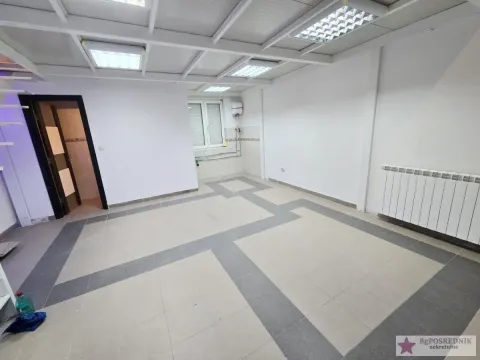 Rent, office space, 26m², Denkova Basta, Zvezdara Sve Podlokacije - image 4