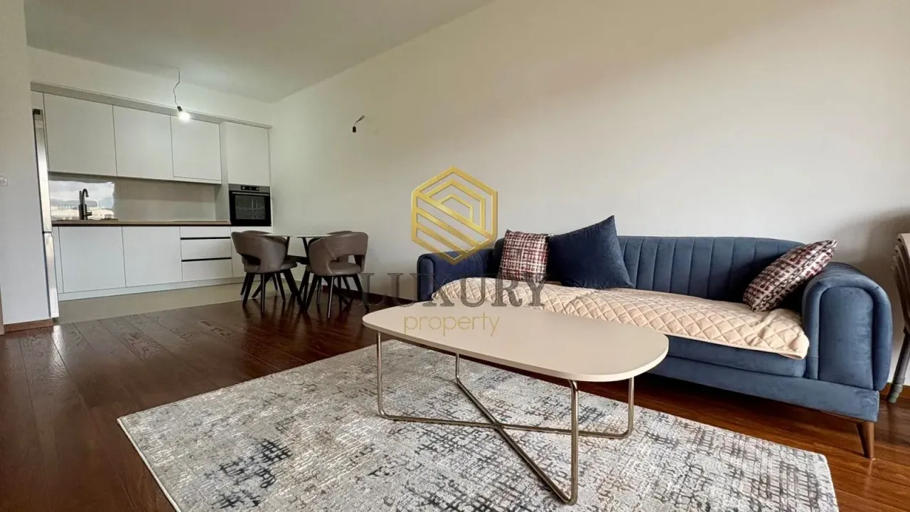 Izdavanje, dvosoban stan, 75m², Master Kvart, Podgorica